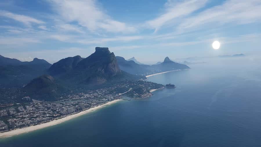 Rio de Janeiro: Pedra do Telegrafo Hike & Grumari Beach Tour - What the guide adds: you’ll feel the difference on Pedra do Telegrafo