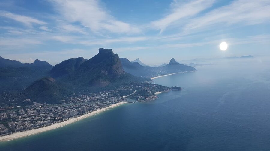 Rio de Janeiro: Pedra do Telegrafo Hike & Grumari Beach Tour - Grumari Beach: the sea-bath break you’ll actually enjoy