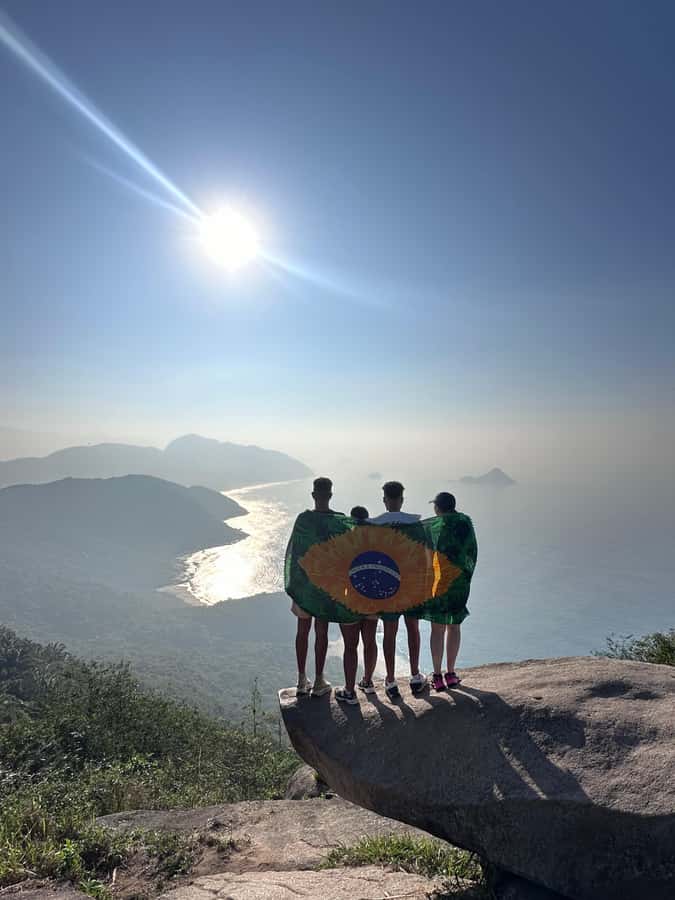 Rio de Janeiro: Pedra do Telégrafo trail and beach stop - The 2-kilometer forest trail: moderate effort, good pacing, real views