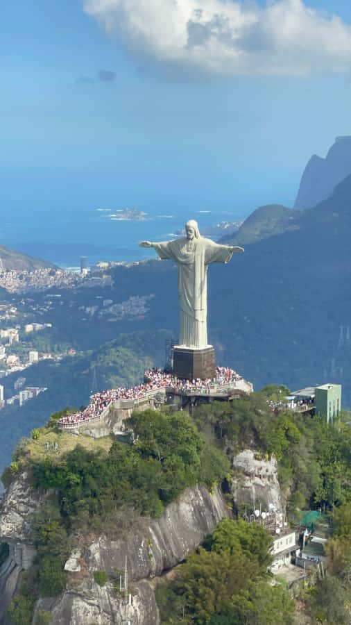Rio de Janeiro: Private Helicopter Tour - The VIP Waiting Room, Water and Coffee, and a Live Guide