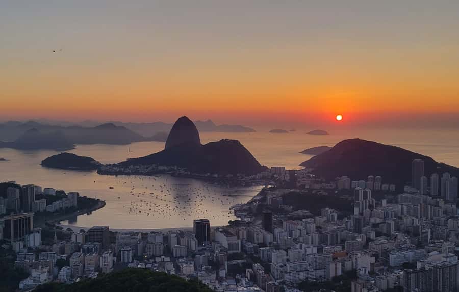 Rio de Janeiro: Private Sunrise Tour at Mirante Dona Marta - Key things that make this sunrise tour worth it