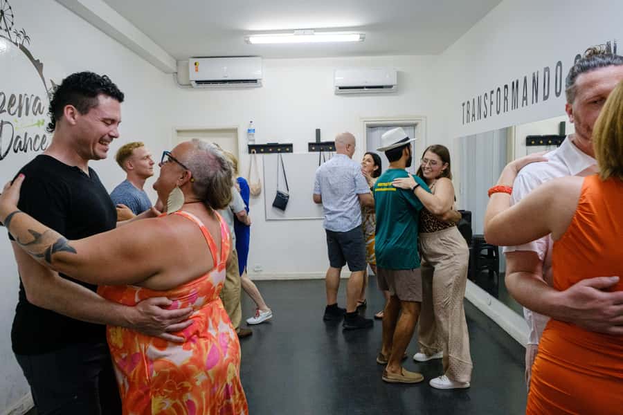 Rio de Janeiro: Samba Class and Samba Night Tour - Where you go for the samba night: Pedra do Sal and Rio Scenarium
