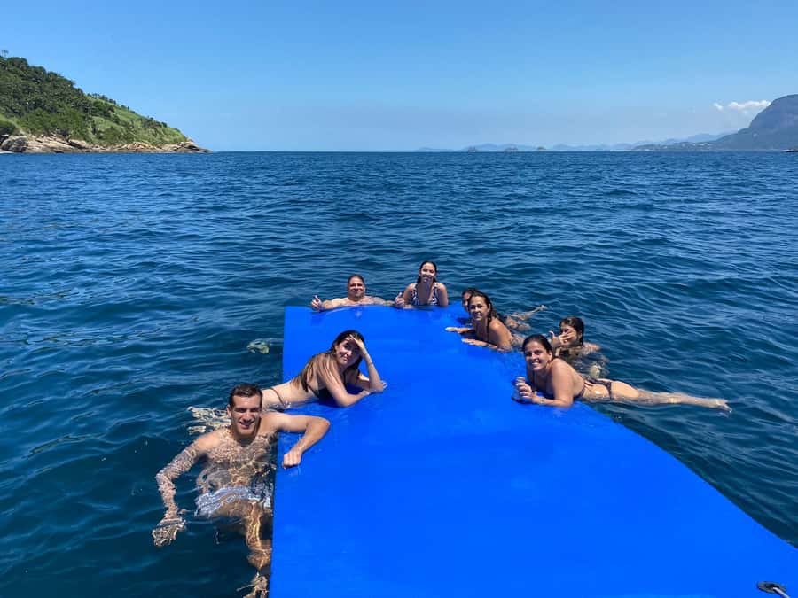 Rio de Janeiro: SpeedBoat Tour - Beach Tour with Beer - Who This Tour Fits Best