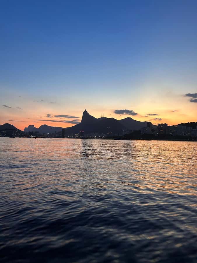 Rio de Janeiro: SpeedBoat Tour - Sunset with Beer - A speedboat sunset on Guanabara Bay: why it works