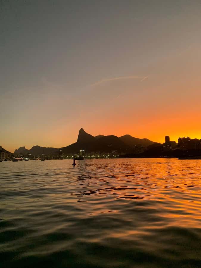 Rio de Janeiro: SpeedBoat Tour - Sunset with Beer - Flutuante Rio meeting point: what to do before you board