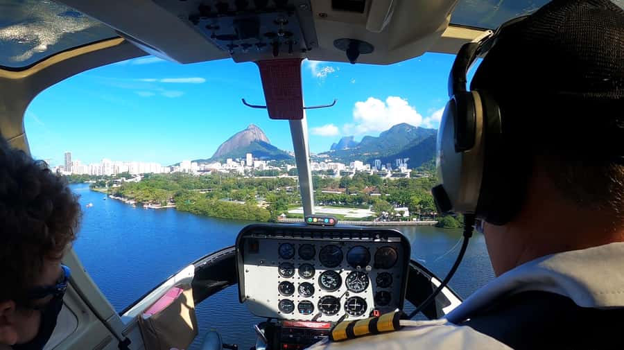 Rio de Janeiro: Sugar Loaf with Lunch and Helicopter Flight - Urca Hill Viewpoint and the Cable Car Ride Up Sugar Loaf
