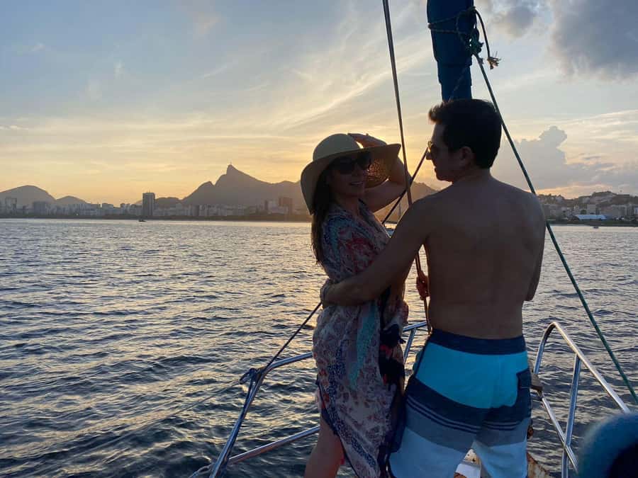 Rio de Janeiro: Sunset Sailboat Tour with Open Bar - Why Baía de Guanabara Sunset Hits Harder Than the Shore