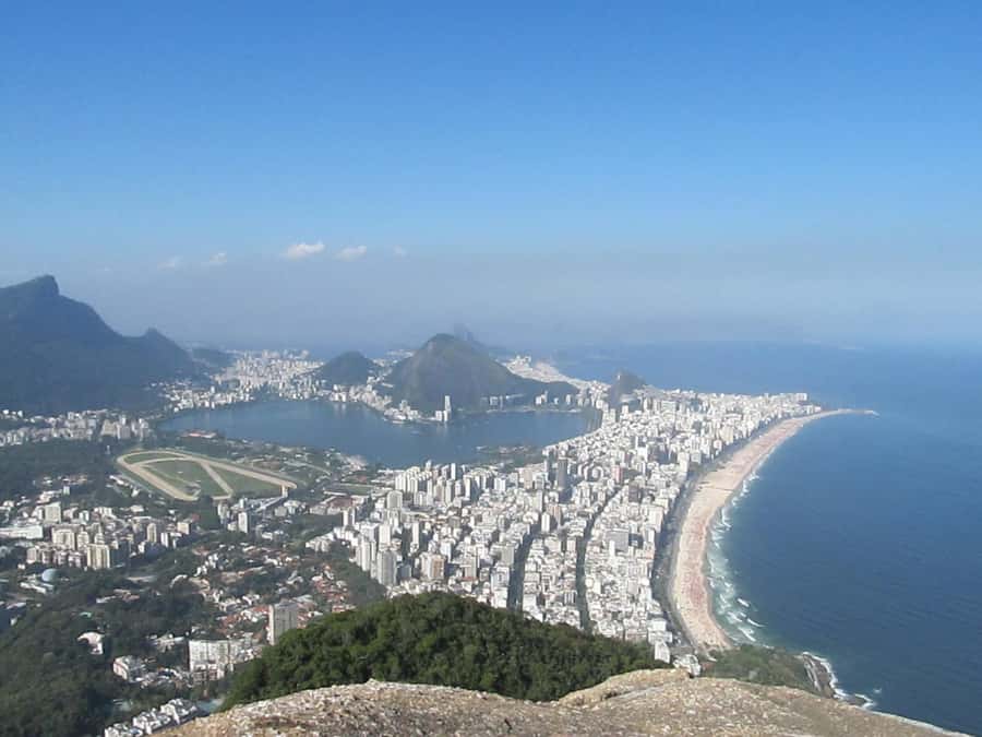 Rio de Janeiro: Vidigal Favela Tour and Two Brothers Hike - The uphill forest walk: viewpoints that build the story