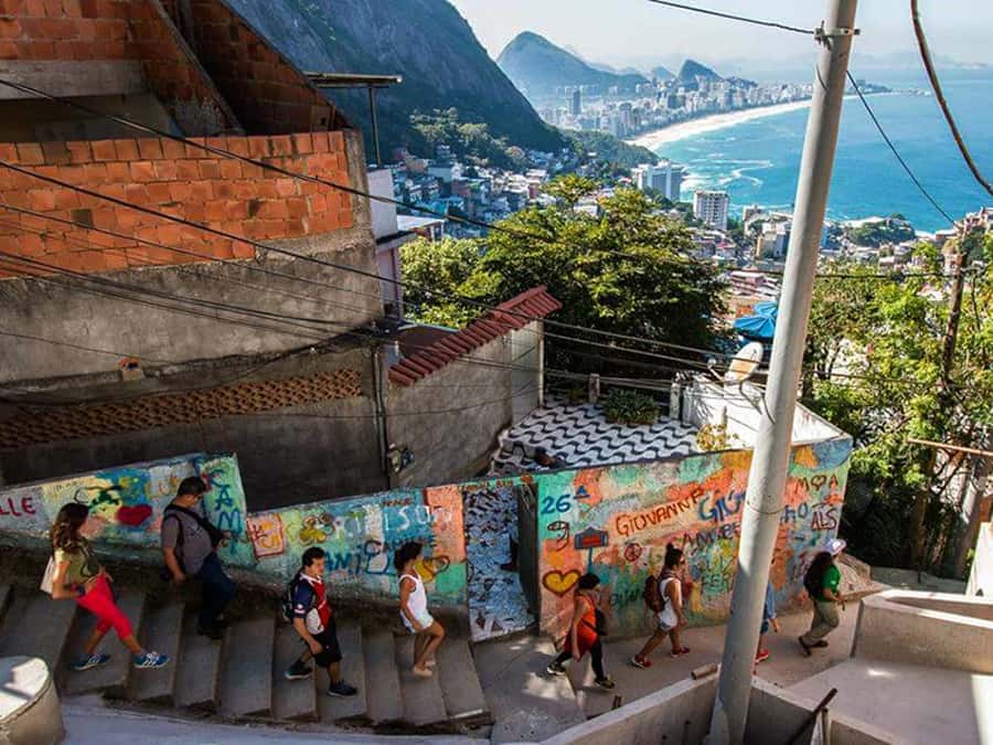 Rio de Janeiro: Vidigal Favela Tour and Two Brothers Hike - Meeting point and getting started around Sheraton