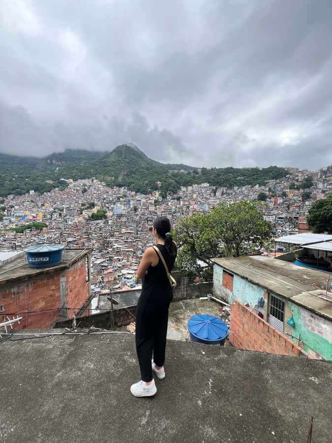 Rio: Favela Rocinha Tour with Local Guide & Secret Spots - Meeting at São Conrado Metro Exit A (and why it matters)