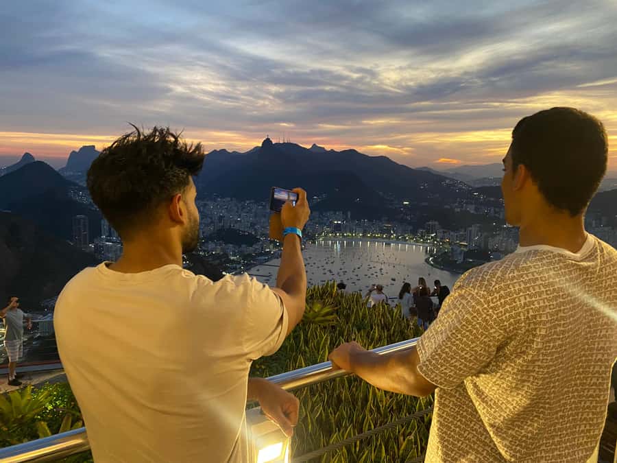 Rio Highlights: Christ, Sugarloaf, more in a Private Tour - Photo-friendly stops without making it feel like a photo shoot