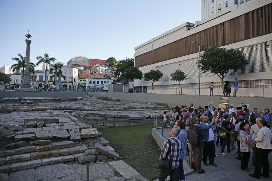 Rio: Olympic Boulevard, Museum of Tomorrow & History Tour - Valongo Wharf: UNESCO in Downtown, and why the African influence is central