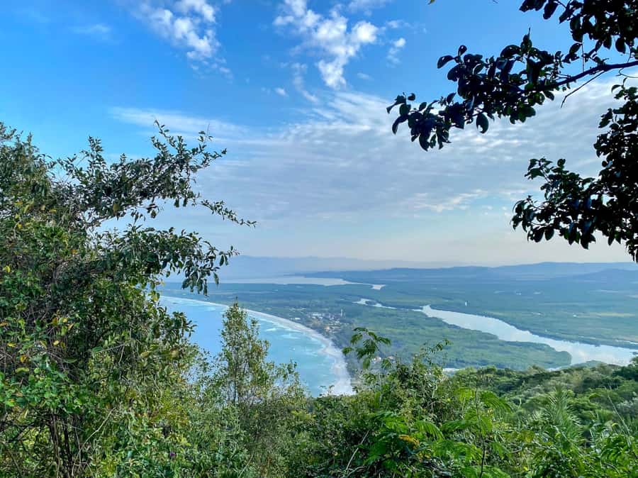 Rio: Pedra do Telégrafo Hiking & Relax in a Wild Beach - Grumari Beach: your reward zone after the climb