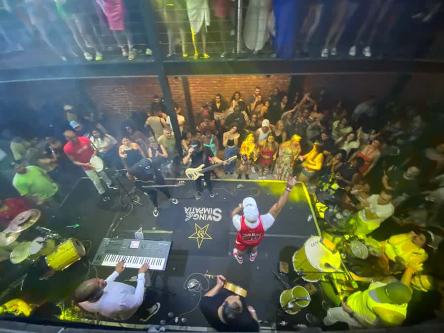 Rio: Pub Crawl in Lapa with Cachaça Tasting and Live Samba - Samba Bars With Live Music: Where the Night Finds Its Rhythm