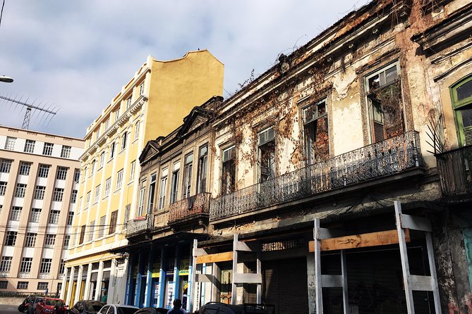 Rio's city walking tour: a glimpse of history and olympic legacy - Praça XV de Novembro and Paço Imperial: Where Power Got Crowned
