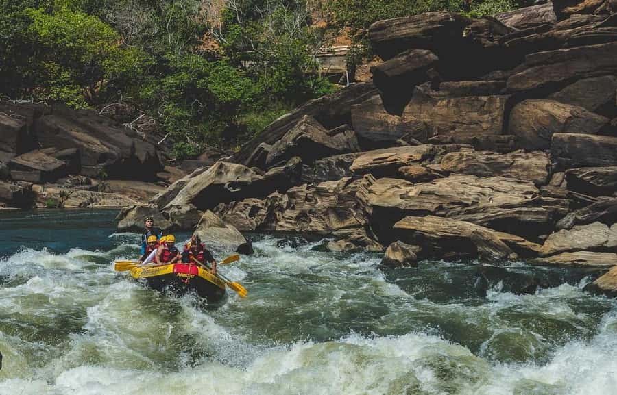 Rio: White Water Rafting Adventure tour in Rio de Janeiro - Who should go—and who should skip this rafting day