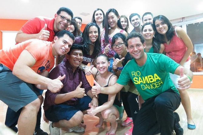 Samba Class in Copacabana - Group Size, Crowd Levels, and Visibility (Real Talk)
