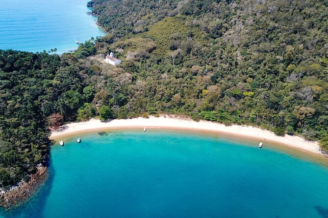 Schooner ride with or without Lunch Included - Angra dos Reis and Ilha Grande - Schooner sailing between Angra dos Reis and Ilha Grande