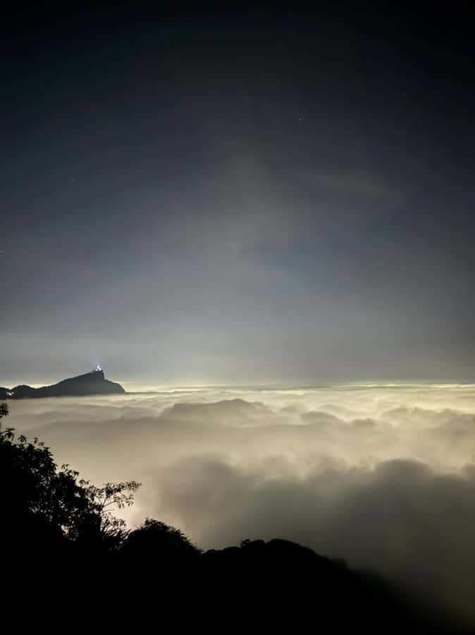Sunrise at Morro Dois Irmãos + Vidigal Favela Experience - Price and value: why $65 isn’t just a number
