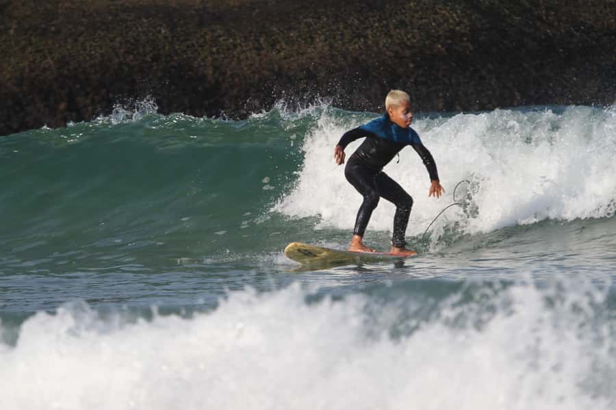 Surf lessons: in Arpoador in Ipanema. - In the water: what “best conditions for your level” means