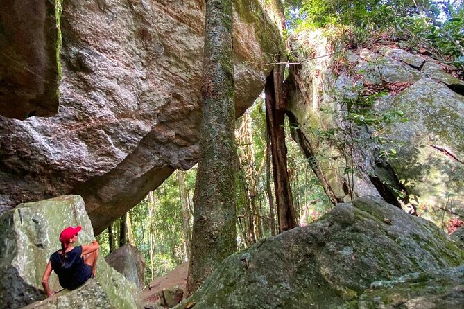 Tijuca Forest Hike - Waterfalls & Caves, Nature & Wild Life! - Cristalina, Baronesa, and Gabriela: waterfalls plus a slower ending