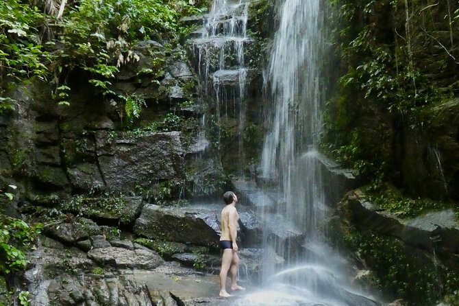 Tijuca Forest Hike - Waterfalls & Caves, Nature & Wild Life! - What to wear and bring for humid, slippery trail bits